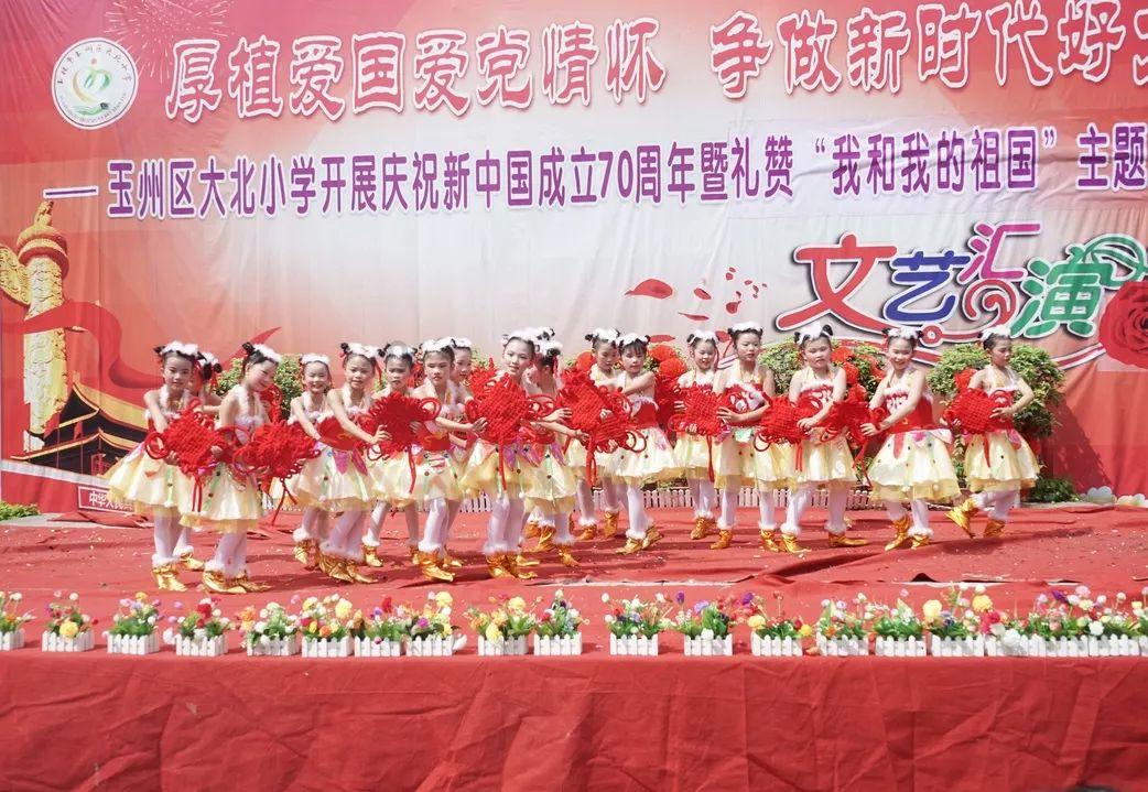 已婚女人梦见绿色的蛇又细又长在家乱爬?-极速解答,即刻满足你的知识需求